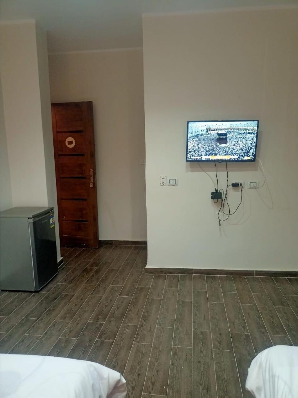 Khufu Pyramids Hotel Kafrat al Jabal Номер фото